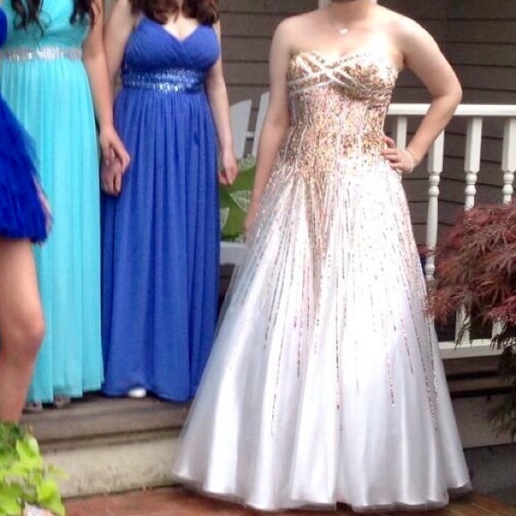 David’s Bridal prom dress size 8 great condition! - Picture 3 of 3